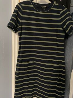Banana Republic Navy & Olive Striped Crewneck Top